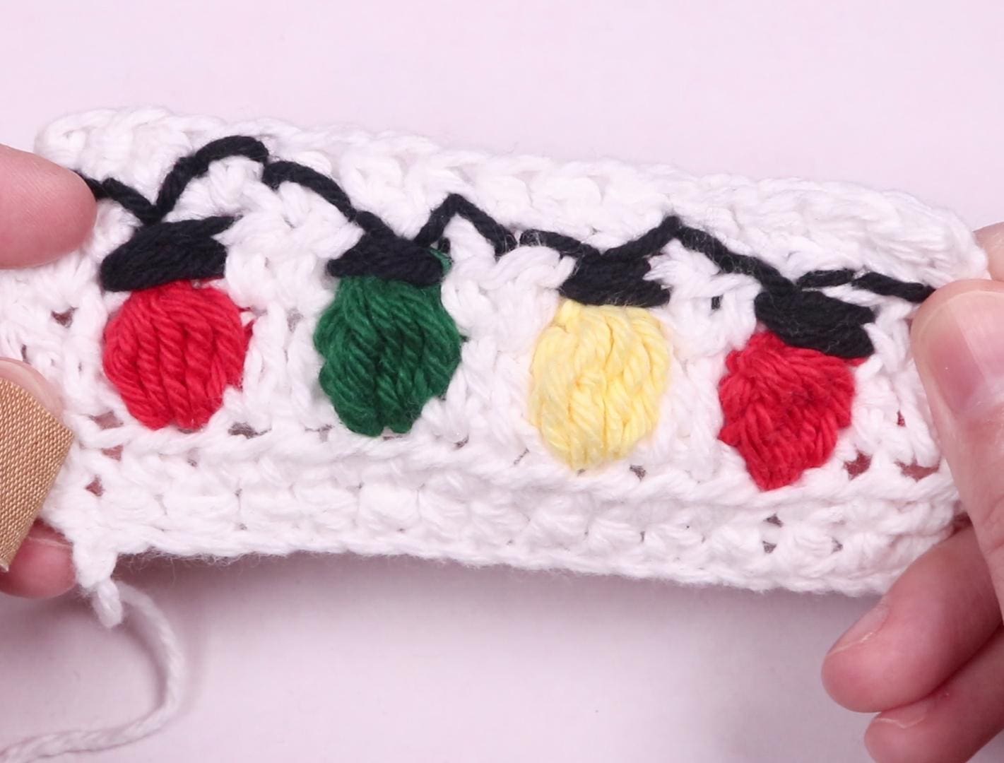 Christmas Lights Crochet stitch.Still002 Copy